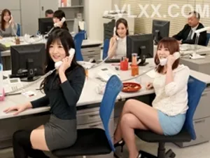 Người mẫu Latina ngực khủng bị liếm và quan hệ trong khi chụp ảnh - WHORNY FILMS