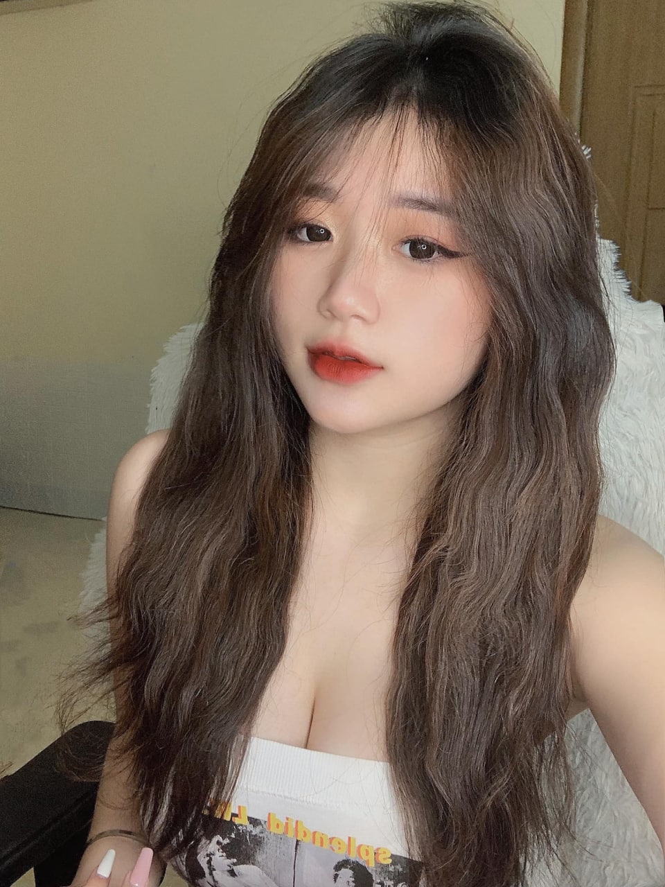 Em gái của Trùng Khánh, thân hình không gì ngăn cản được~!